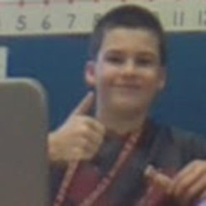 Meet your Posher, Abigail